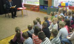 Spotkania, których celem jest poszerzanie kręgu czytających o ludzi związanych z szerszym środo