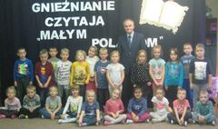 Spotkania, których celem jest poszerzanie kręgu czytających o ludzi związanych z szerszym środo (link otworzy duże zdjęcie)