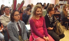 Zajęcia filmowe w bibliotece w ramach Offeliady (link otworzy duże zdjęcie)