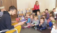 Basiowy Bal Pasiastych (link otworzy duże zdjęcie)