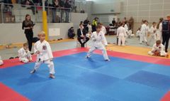 Zawodnicy Klubu Karate Inochi Gniezno (link otworzy duże zdjęcie)