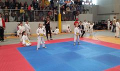 Zawodnicy Klubu Karate Inochi Gniezno (link otworzy duże zdjęcie)