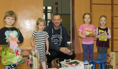 „Szlachetna paczka” od dzieci z Przedszkola nr 5 (link otworzy duże zdjęcie)