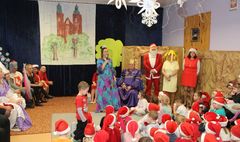 Tym razem to dorośli wystąpili przed dziećmi.