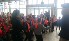 Akcja „Oświeć swoje dziecko” (link otworzy duże zdjęcie)