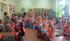 Akcja „Oświeć swoje dziecko” (link otworzy duże zdjęcie)