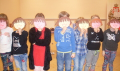 Zajęcia czytelnicze w bibliotece (link otworzy duże zdjęcie)