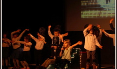 Rewia od lat dawnych do niedawnych (link otworzy duże zdjęcie)