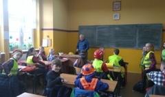 Zawodowe powitanie wiosny w SP5 (link otworzy duże zdjęcie)