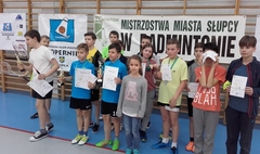 Mistrzostwa Miasta Słupcy w Badmintonie (link otworzy duże zdjęcie)