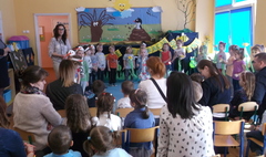 Wiosenne dekoracje przedszkolaków