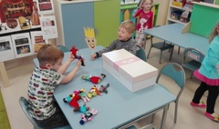 Międzynarodowy Dzień Teatru w Przedszkolu nr 6. (link otworzy duże zdjęcie)