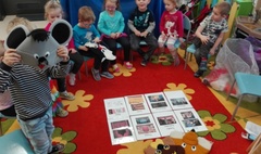 Międzynarodowy Dzień Teatru w Przedszkolu nr 6. (link otworzy duże zdjęcie)