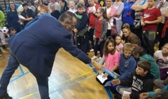 Integracyjna Spartakiada z okazji Światowego Dnia Inwalidy (link otworzy duże zdjęcie)