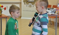 Polski Dzień Radia w bibliotece. (link otworzy duże zdjęcie)