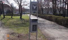 Psi Pakiet przy Skwerze Orląt Lwowskich (link otworzy duże zdjęcie)