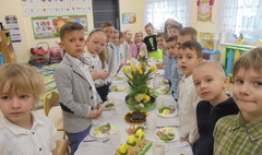 Wielkanocne śniadanie, czyli staropolska tradycja (link otworzy duże zdjęcie)