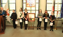 Uroczysta Sesja Rady Miasta Gniezna (link otworzy duże zdjęcie)