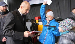 Koncerty znanych i lubianych zespołów muzycznych. (link otworzy duże zdjęcie)