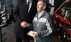 Koncerty znanych i lubianych zespołów muzycznych. (link otworzy duże zdjęcie)