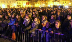 Koncerty znanych i lubianych zespołów muzycznych. (link otworzy duże zdjęcie)