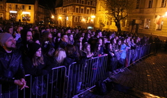 Koncerty znanych i lubianych zespołów muzycznych. (link otworzy duże zdjęcie)