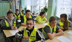 Turniej wiedzy o Ruchu Drogowym (link otworzy duże zdjęcie)