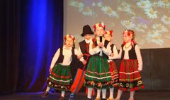 Biesiada na ludowo w Przedszkolu nr 13. (link otworzy duże zdjęcie)