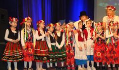 Biesiada na ludowo w Przedszkolu nr 13. (link otworzy duże zdjęcie)