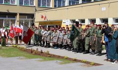 Nadanie skwerowi przy Szkole Podstawowej nr 9 imienia Adama Pługa Borysa. (link otworzy duże zdjęcie)