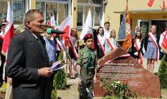 Nadanie skwerowi przy Szkole Podstawowej nr 9 imienia Adama Pługa Borysa. (link otworzy duże zdjęcie)