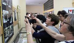 Nadanie skwerowi przy Szkole Podstawowej nr 9 imienia Adama Pługa Borysa. (link otworzy duże zdjęcie)