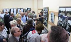 Nadanie skwerowi przy Szkole Podstawowej nr 9 imienia Adama Pługa Borysa. (link otworzy duże zdjęcie)