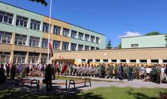 Nadanie skwerowi przy Szkole Podstawowej nr 9 imienia Adama Pługa Borysa. (link otworzy duże zdjęcie)