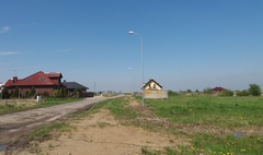 Montaż oświetlenia na ul. Senatorskiej i Poselskiej (link otworzy duże zdjęcie)