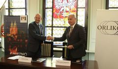 Podpisano umowę z wykonawcą renowacji Starego Ratusza (link otworzy duże zdjęcie)