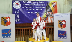 Komplet medali karateków Inochi Gniezno (link otworzy duże zdjęcie)