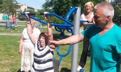 Seniorzy gotowi na start (link otworzy duże zdjęcie)