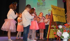 Sześćdziesięciolecie Przedszkola nr 10 (link otworzy duże zdjęcie)