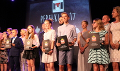 Perełki dla wybitnych uczniów (link otworzy duże zdjęcie)