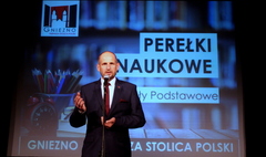 Perełki dla wybitnych uczniów (link otworzy duże zdjęcie)