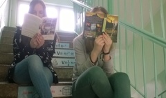 Warto wspierać rozwój czytelnictwa wśród młodzieży.