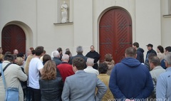 Zwiedzanie klasztoru Franciszkanów.