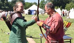 XI Turniej Łuczniczy o Złoty Trzos Gnieźnieńskiego Grodu (link otworzy duże zdjęcie)