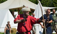 XI Turniej Łuczniczy o Złoty Trzos Gnieźnieńskiego Grodu (link otworzy duże zdjęcie)