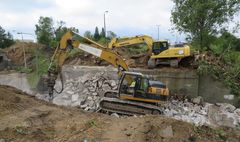 Ruszyła rozbiórka dwóch wiaduktów (link otworzy duże zdjęcie)