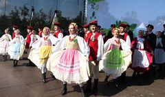 Rolnicy podziękowali za obfite plony (link otworzy duże zdjęcie)