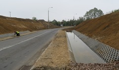 Ul. Pod Trzema Mostami (link otworzy duże zdjęcie)