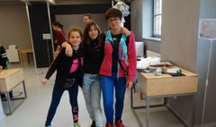 Młodzi gnieźnianie odkrywali sekrety nauki (link otworzy duże zdjęcie)