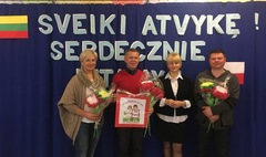 Wizyta litewskiego mera u „Małych Piastów” (link otworzy duże zdjęcie)